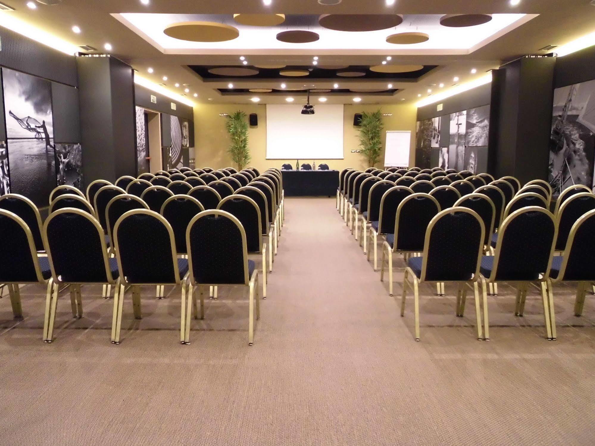 Hotel Tiber Fiumicino Exterior photo